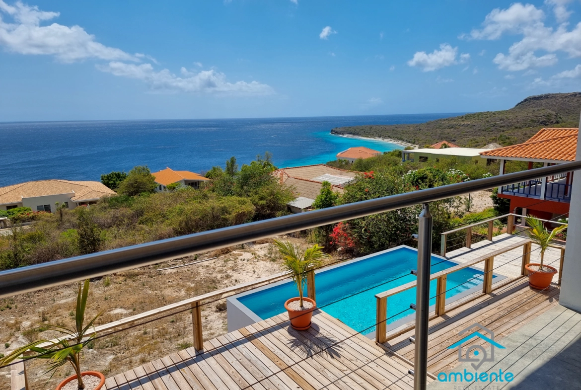 Villa with pool and seaview in Cas Abou for sale